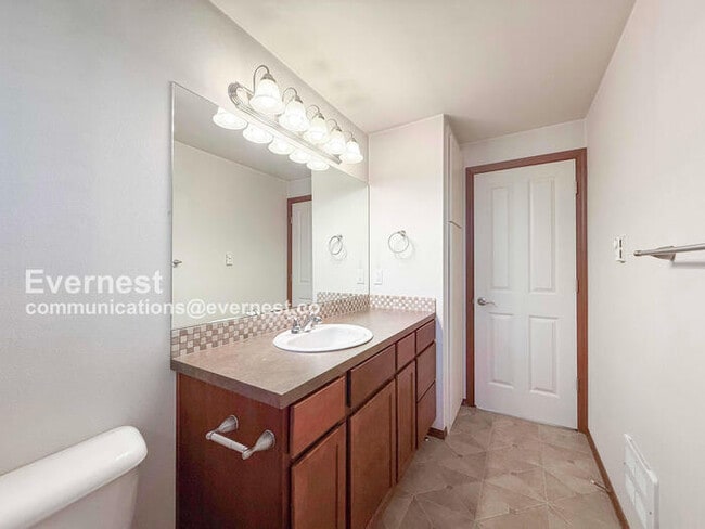 Building Photo - 14504 Ash Way