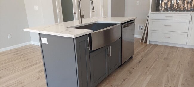 Building Photo - COMING SOON.... Newer 3 bedroom, 2.5 bath townhome!