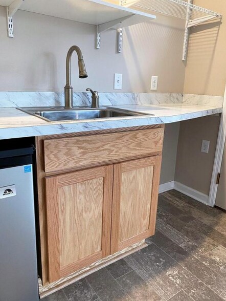 Building Photo - 322 Park Pl