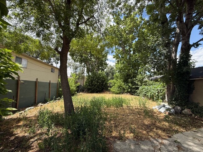 Building Photo - Coming Soon! Updated 2-Bedroom Home in Millcreek!