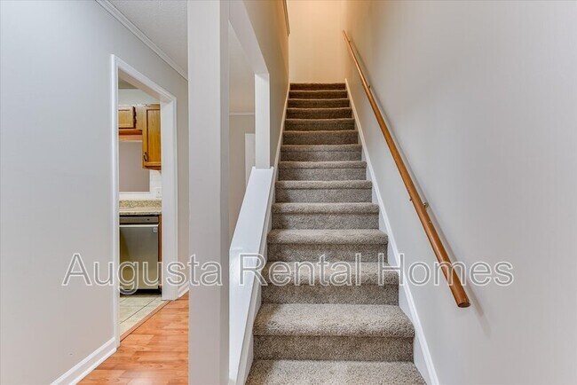 Building Photo - 208 W Buena Vista Ave