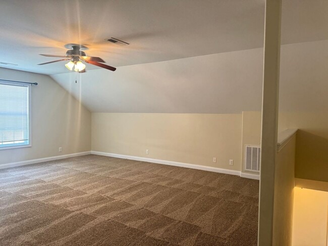 Building Photo - Great Location!! Beautiful Partial Brick H...