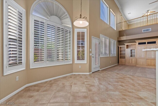 Building Photo - 5863 Gushing Spring Ave