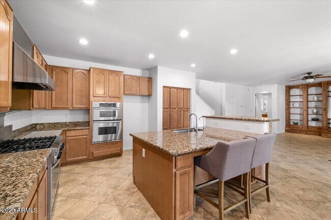 Building Photo - 4411 W Paseo Way