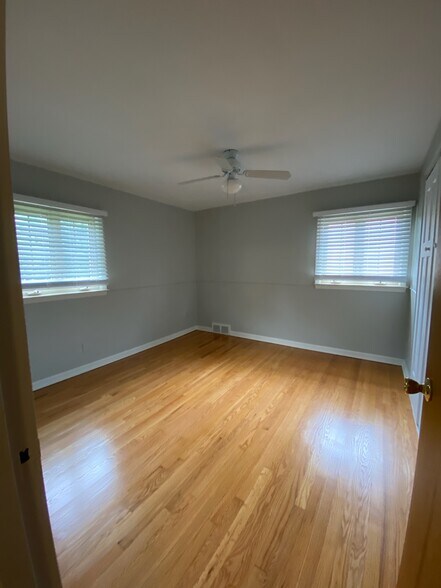 Bedroom 1 - 2534 Oliver Rd
