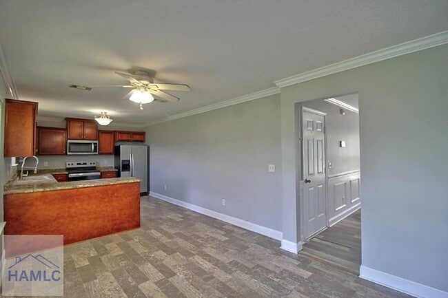 Building Photo - 703 Cordele Cir