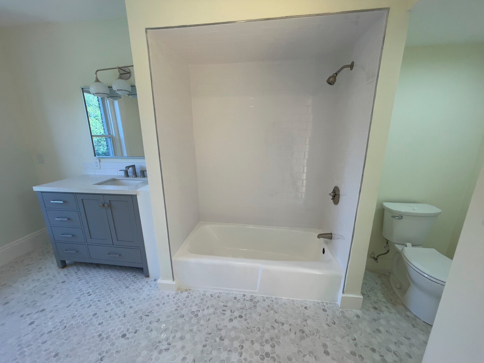 Building Photo - 1716 Beacon St