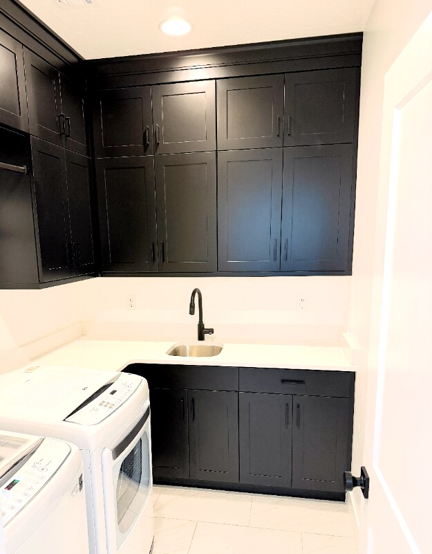 Building Photo - 6264 Sonic Dr