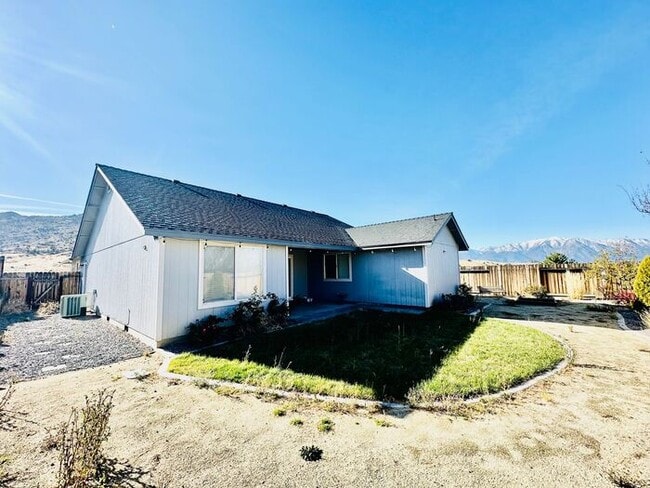 Building Photo - 274 Mark St