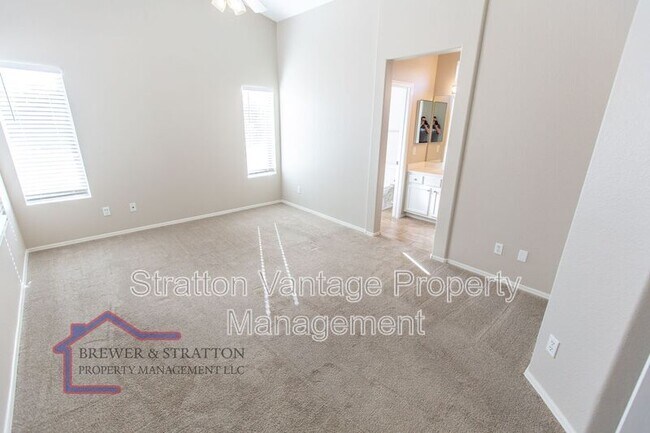 Building Photo - 3533 W Sousa Ct