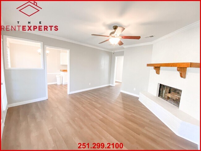 Building Photo - 1075 Seven Hills Curve S