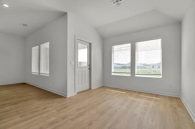 Building Photo - Brand-New 3 Bedroom Home in Prairie Grove!...