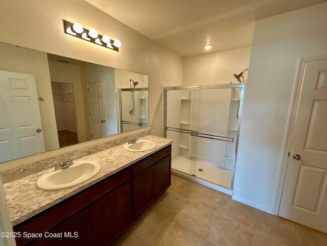 Building Photo - 134 Lure Ct SW