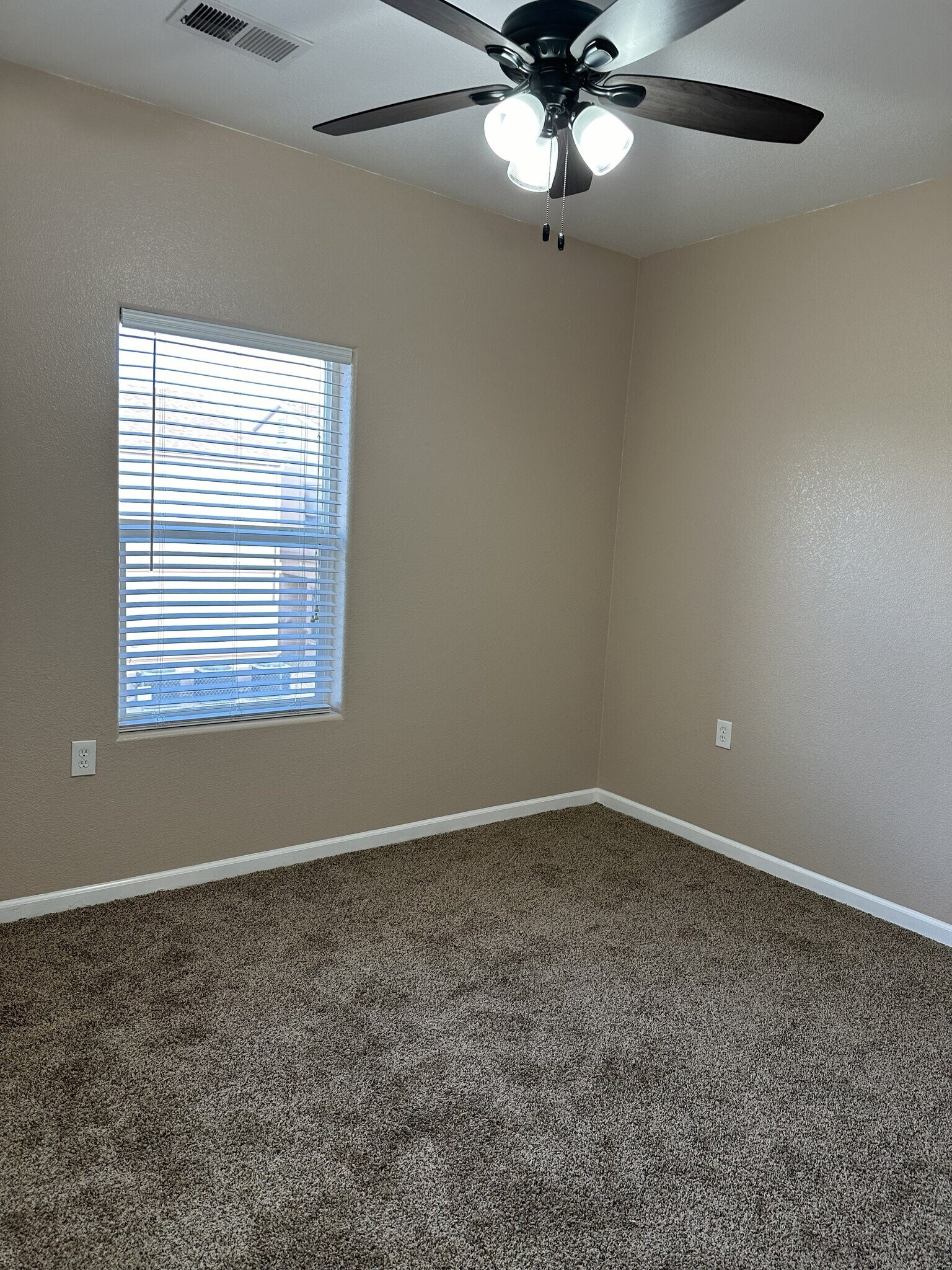 Building Photo - 6325 Reynolds Dr