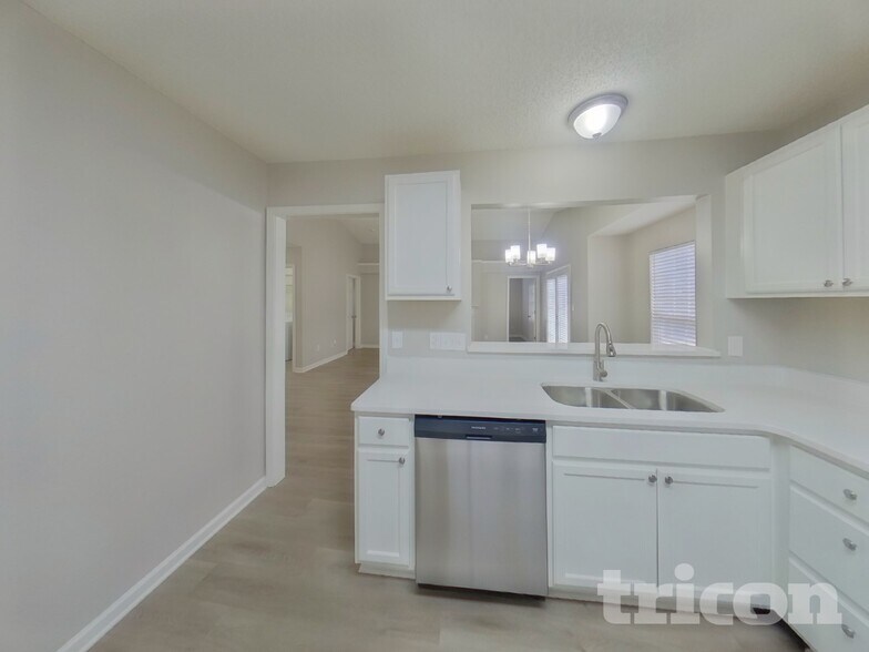 Building Photo - 7932 Sir Barton Ct