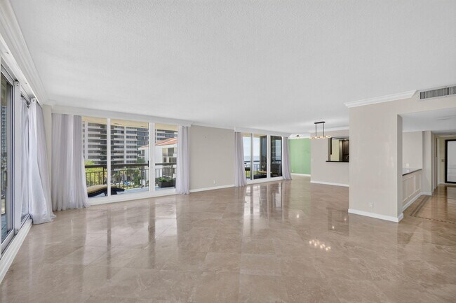 Building Photo - 4000 N Ocean Dr