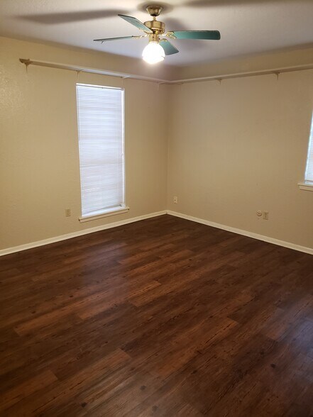 Building Photo - 4809 Goldeneye Dr