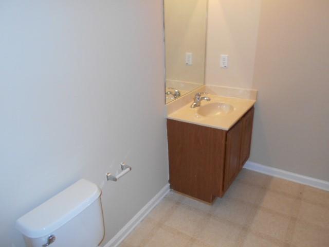 Building Photo - 2111 Manchester Ct