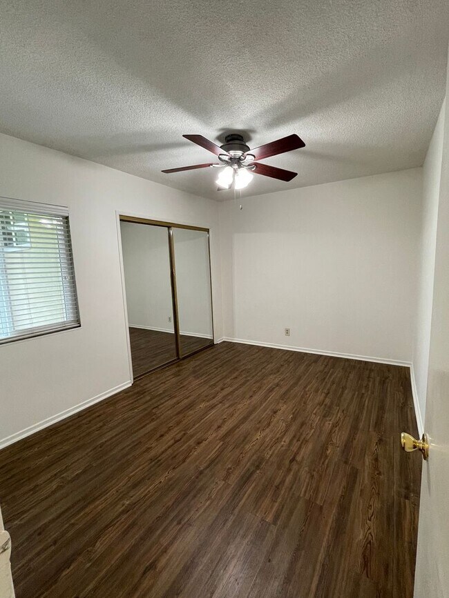 Building Photo - 501 S 7th St