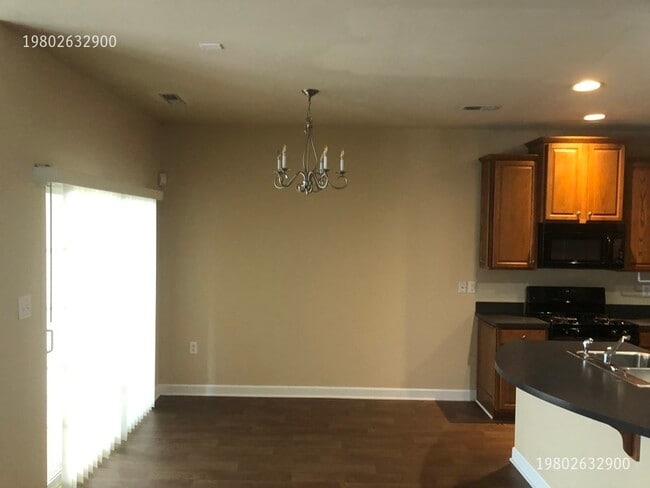 Building Photo - 2146 Shady Pond Dr