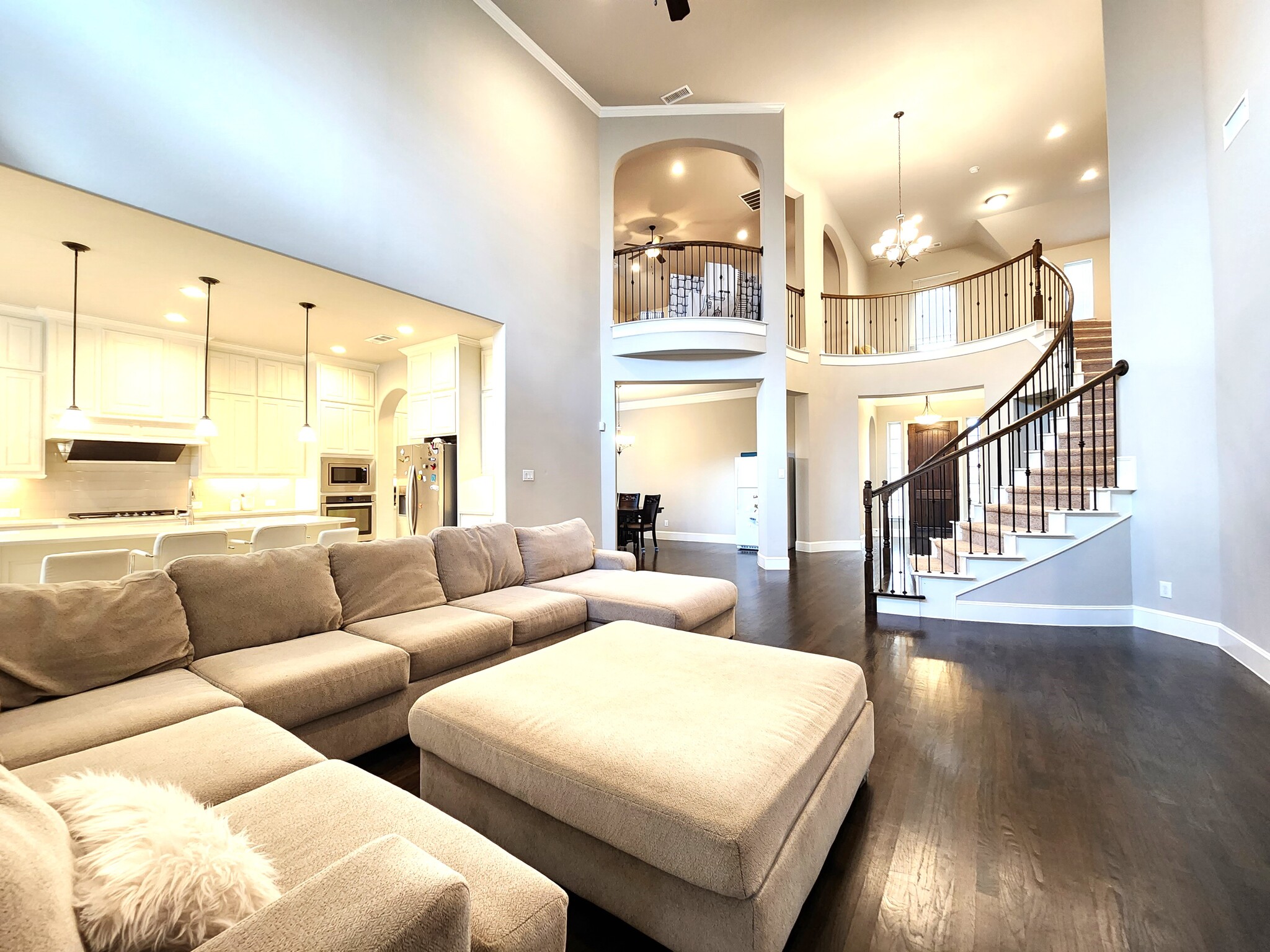 Building Photo - 7163 Split Rein Rd