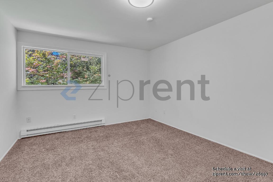 Building Photo - 12211 SE 59th St