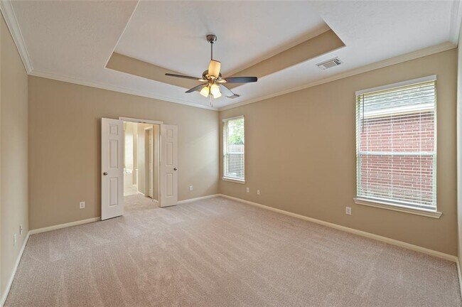 Building Photo - 1123 Eastbourne Ln