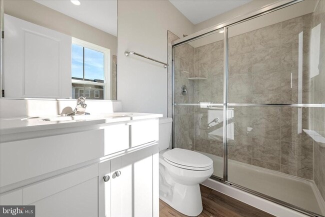 Building Photo - 409 18th Ave