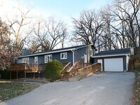 Building Photo - 4640 Washington Ave