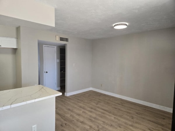 Building Photo - 3447 E Capri Ave