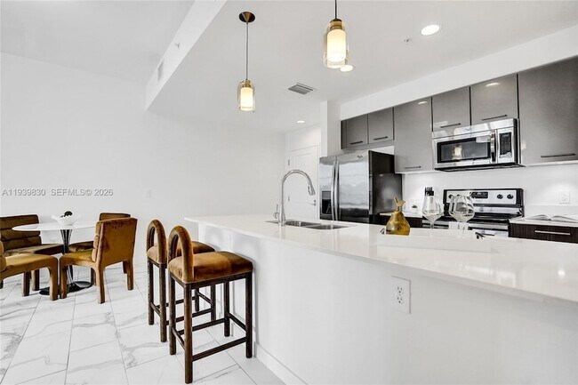 Building Photo - 101 E Camino Real