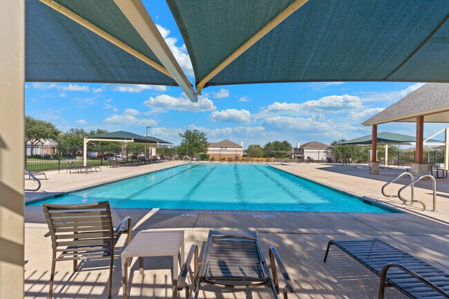 Building Photo - Spacious 4-Bed Home with Island Kitchen, Private Patio & Fenced Yard in Schertz