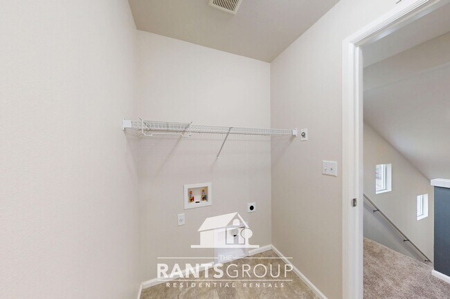 Building Photo - Spacious 4-Bedroom, 2.5-Bath Home with Open Layout in Lacey!