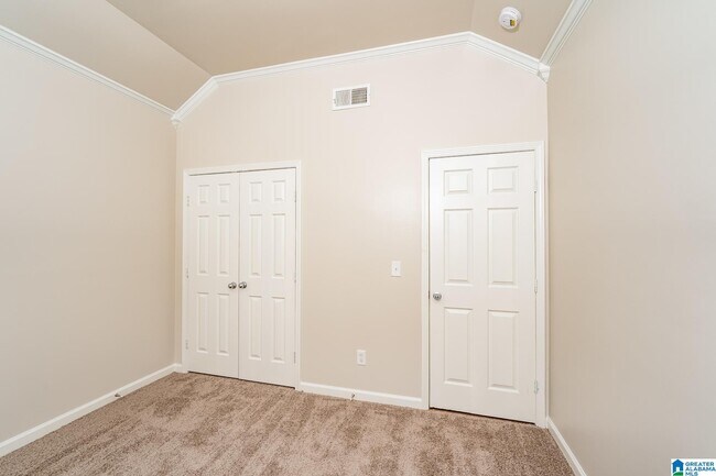 Building Photo - 270 Fox Run Cir