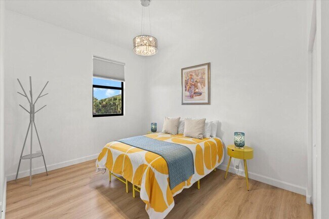 Building Photo - 4931 Whispering Way