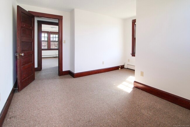 Building Photo - 29 Cumberland St