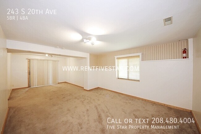 Building Photo - 243 S 20th Ave