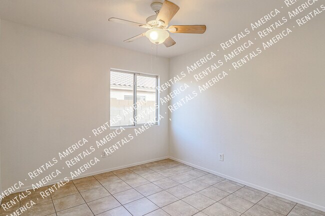 Building Photo - 12043 W Windrose Dr