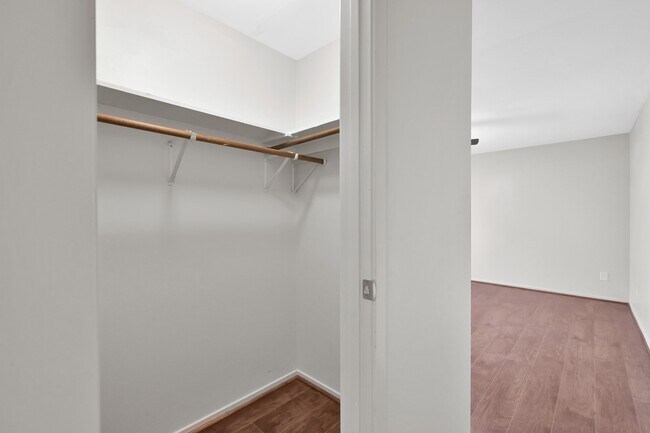 Building Photo - 21 Gambrel Oak Pl