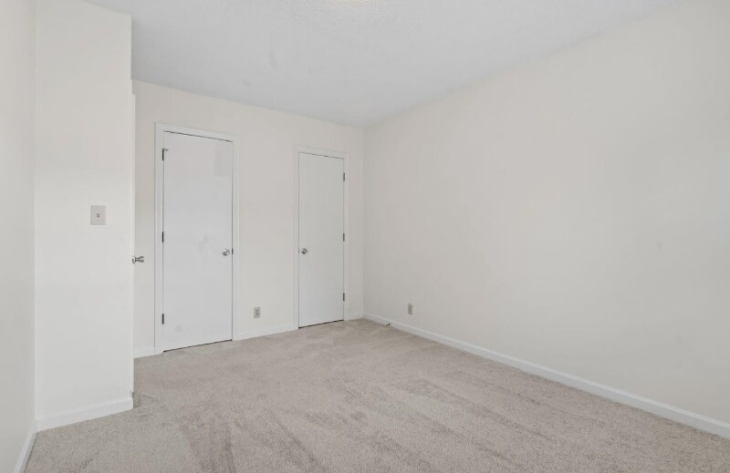 Building Photo - 713 67th Ave N