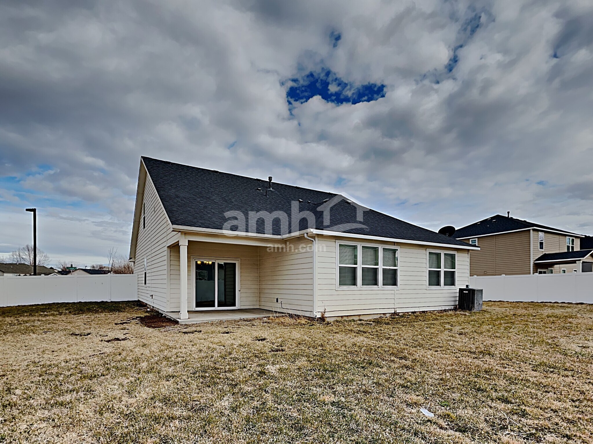 Building Photo - 55 S Fremont St