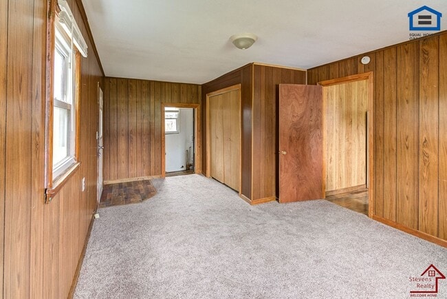 Building Photo - 1211 Dale Way