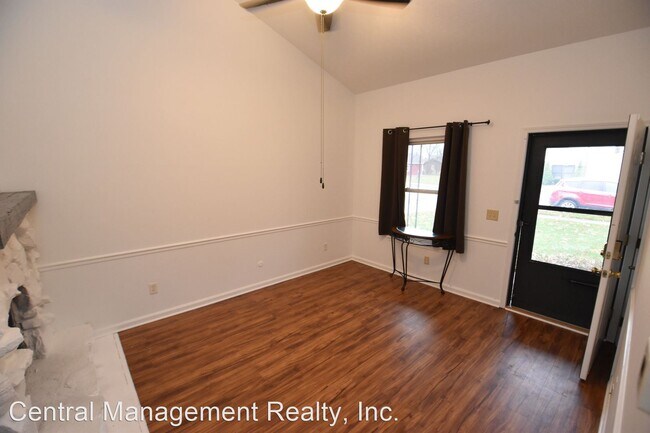 Building Photo - 2 br, 1 bath House - 120 W. Leyete Ave