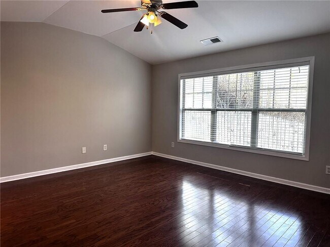 Building Photo - 117 Townview Dr