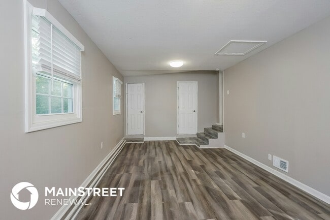 Building Photo - 1712 Star Rest Dr