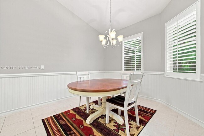 Building Photo - 4025 Chablis St SW