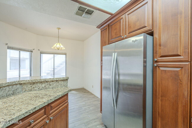 Building Photo - 11666 N 28th Dr