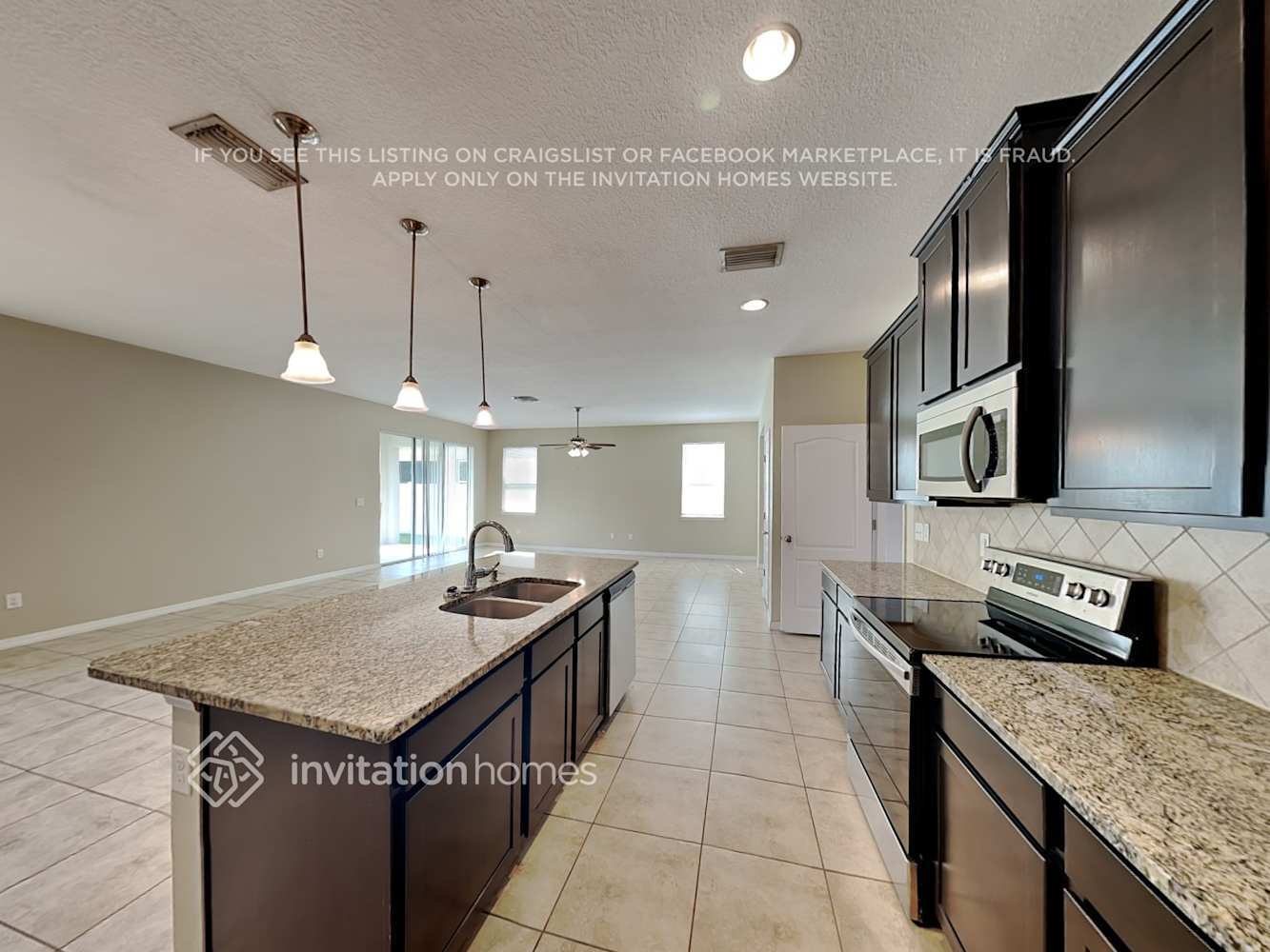 Building Photo - 11618 Warren Oaks Pl