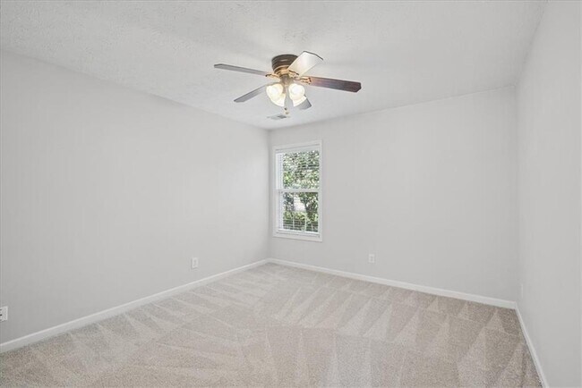 Building Photo - 506 Weatherstone Ct