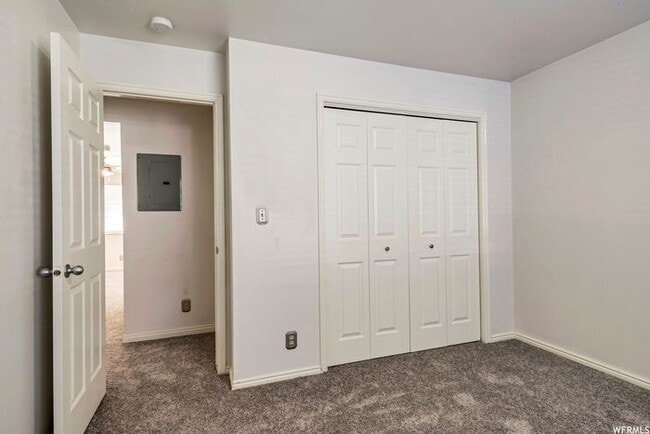 Building Photo - AWESOME GROUND FLOOR CONDO IN OREM